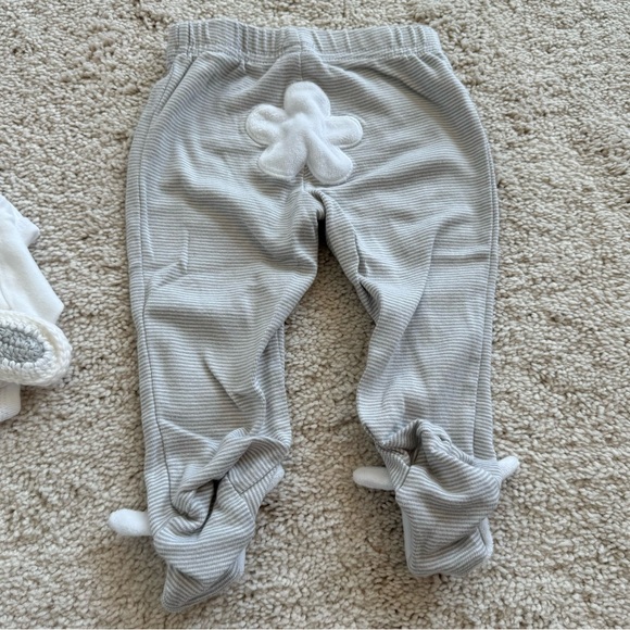 6M Bunny Carter’s Baby Clothes 1 Onesie, 1 Bunny Beanie Hat, 1 Pants - Picture 11 of 12